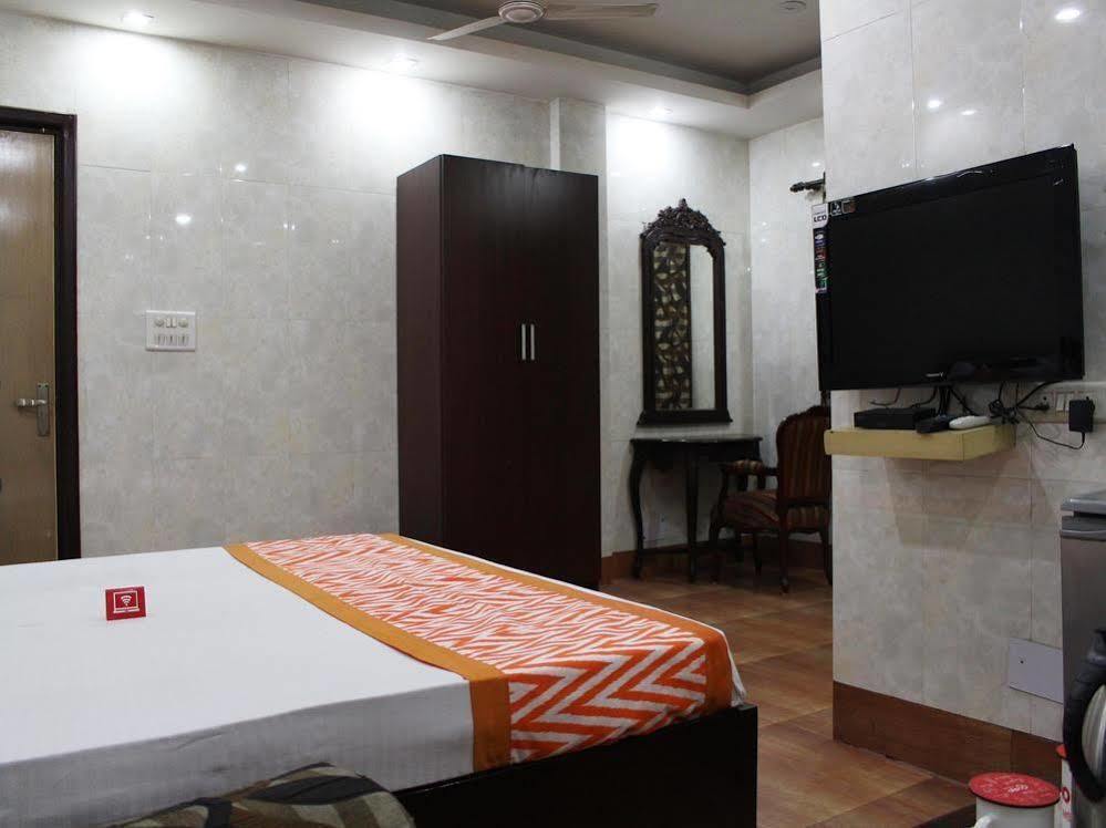 Oyo 2705 Hotel Preet Palace Nova Deli Exterior foto