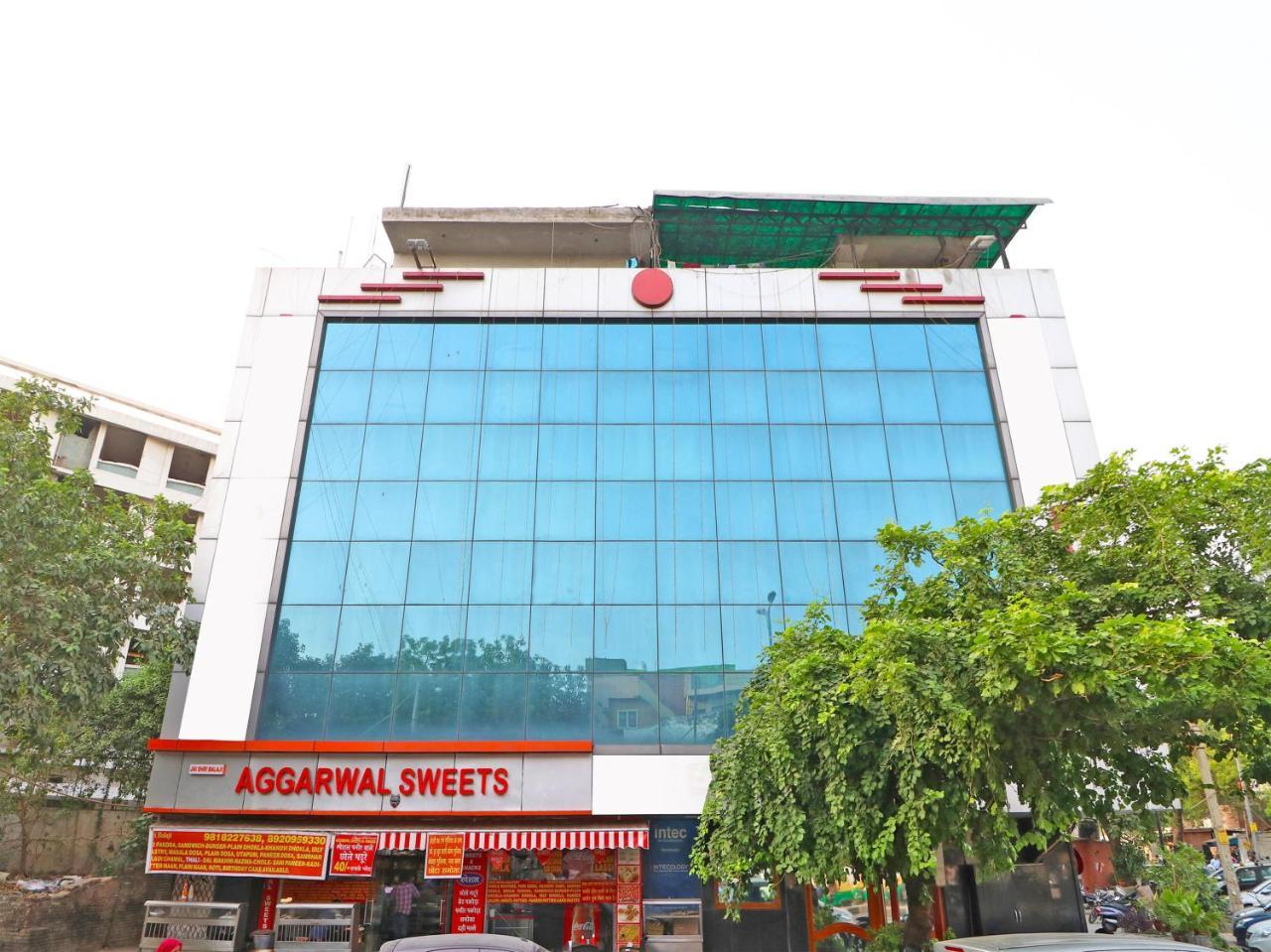 Oyo 2705 Hotel Preet Palace Nova Deli Exterior foto